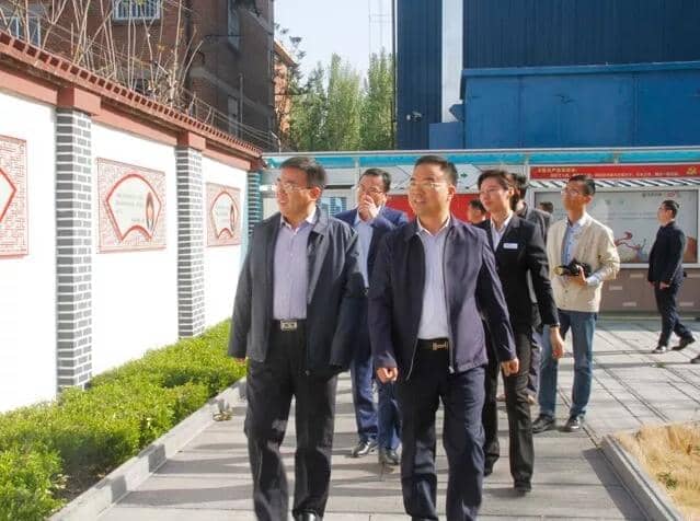 區(qū)委常委、區(qū)紀(jì)委書記、區(qū)監(jiān)委主任王慶峰調(diào)研天意機(jī)械