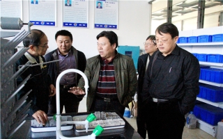 山東大學機械工程學院仇道濱書記、馮顯英教授蒞臨公司