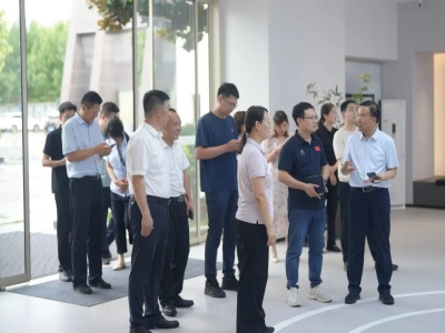 綠色建材產(chǎn)業(yè)鏈融鏈固鏈再發(fā)力！哈工大王代玉教授一行蒞臨天意機(jī)械、卓越精工考察調(diào)研