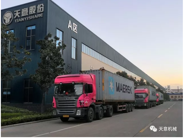 天意機(jī)械為柬埔寨客戶加工生產(chǎn)年產(chǎn)80萬(wàn)平方輕質(zhì)墻板生產(chǎn)線成功裝車(chē)啟運(yùn)！